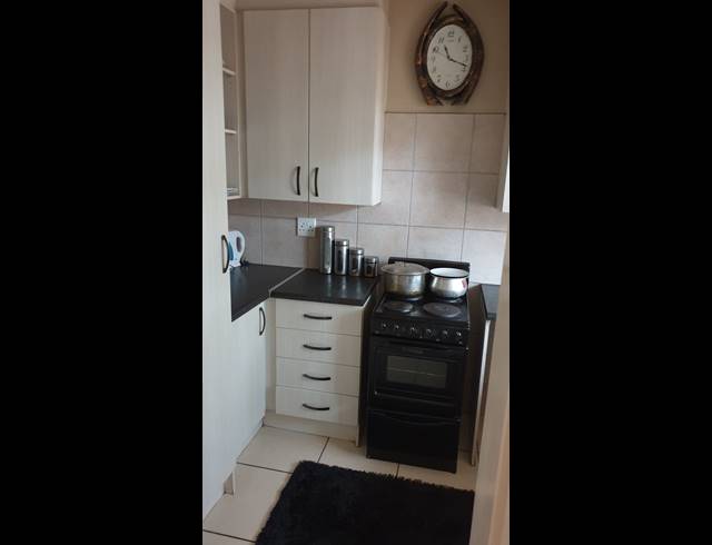 3 bed property to rent in SINOVILLE